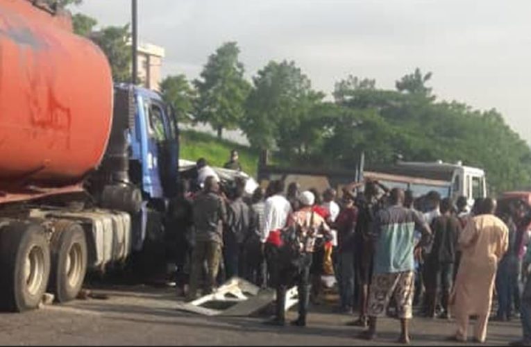 Many People were Injured while few Dead In Tanker Accident On Otedola Bridge